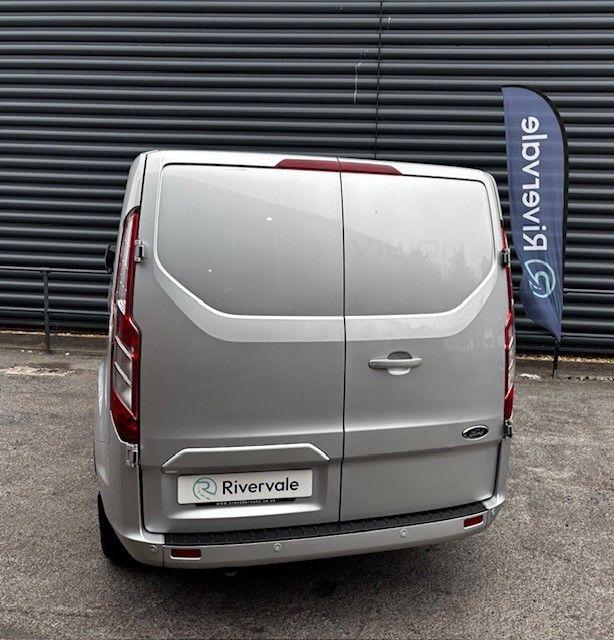 Ford Transit Custom image 6